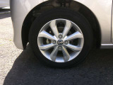 純正アルミホイルです 14インチ