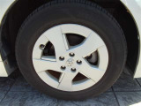 195/65-15トヨタ純正アルミホイール付き。