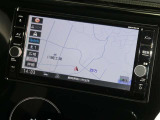 【7インチ純正ナビ】純正ナビを装備。タッチパネル式で使いやすく、詳細地図により目的地をピンポイントで設定できます。初めての道でも迷いにくく、ロングドライブも快適ですよ♪