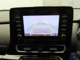 バックモニターを装備しています。車庫入れ時等に車両後方が確認出来るのでとても便利です。