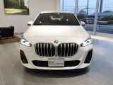群馬BMWプレミアムセレクション前橋は認定中古車販売のスペシャリストとして品質へのこだわり、特に喫煙歴の無いだれもが気持ちよく購入検討いただける車両を展示しております。遠方からもお問い合わせください。