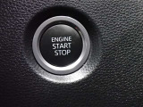 プッシュスタート付き。スマートキーで開け閉めらくちんです。