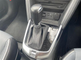 【 シフト 】シフトも操作しやすく快適なドライブを楽しんでいただけます。