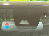 【トヨタセーフティセンス】走行中に前方の車両等を認識し、衝突しそうな時は警報とブレーキで衝突回避と被害軽減をアシスト。より安全にドライブをお楽しみいただけます。