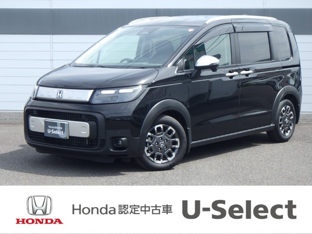 フリード 1.5 e:HEV クロスター