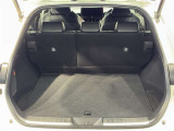 バックドアを開けると荷物スペースです!