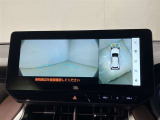 全周囲カメラ付きで車庫入れも安心ですね。