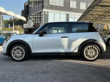 ★全国ご納車大歓迎です。特別低金利から様々なサービスをご用意しております。MINI NEXT正規ディーラーです♪