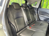 後部座席も気になるようなキズ・汚れやへたり等、大きなダメージはなく、良好な状態です。