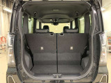 ラゲージスペースもしっかり確保。買い物の荷物もばっちり積みこむことができて便利です。