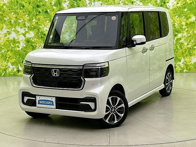 N-BOXカスタム  4WDヒョウジュン