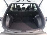 広々としたラゲージスペースを備えています。大きなものや長さのある荷物もしっかりと積み込めます。
