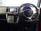 運転席に座ると☆こんな感じです♪
