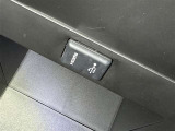 こちらのクルマはHDMI接続コネクタも装備されています♪スマホに接続すればお好きな音楽や映像も流せます!今の時代、さまざまな方法で音楽や動画を楽しめますね!