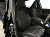 スポーツシートはサポートも良く長時間運転しても疲れません。