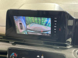 【アラウンドビューモニター】専用のカメラにより、上から見下ろしたような視点で360度クルマの周囲を確認することができます☆死角部分も確認しやすく、狭い場所での切り返しや駐車もスムーズに行えます。