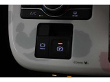 電動パーキングブレーキ搭載!スイッチ操作でパーキングブレーキを作動・解除できます。