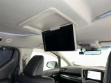 後席モニター付きでロングドライブもお子さまを飽きさせません!