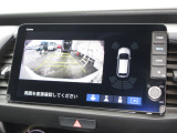バックをするとき自動でリアの様子が映る『リアカメラ』付き! ナビ画面で確認しながらバックができますから安心ですね。でも、目視も大切ですよ!安全第一でお願いします!