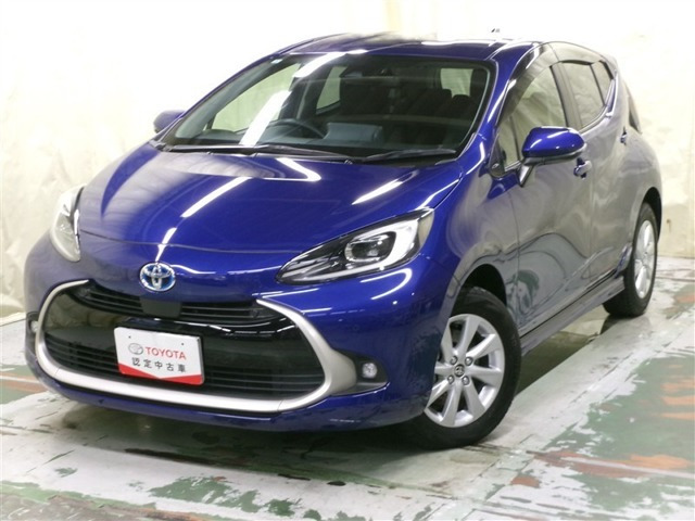 アクア  1.5 Z E-Four 4WD