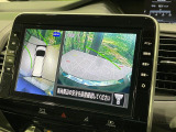 【アラウンドビューモニター】専用のカメラにより、上から見下ろしたような視点で360度クルマの周囲を確認することができます☆死角部分も確認しやすく、狭い場所での切り返しや駐車もスムーズに行えます。