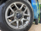 【純正16インチアルミホイール】外観にマッチした純正アルミホイールを装着しております。各種社外アルミホイールや、スタッドレスタイヤも取扱いしております。是非ご相談ください♪