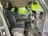 運転席シート廻りは使用感も少なく、良好な状態となっています。丁寧に使われていたことがよくわかりますね。