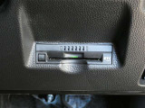 ETC車載器付きです。高速道路の料金所もスムーズに通過できます。※セットアップ費用は別途必要です。