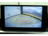 【バックガイドモニター】車庫入れの時に何かに接触しないかとヒヤヒヤしたことはありませんか?バックモニターがあればそのような不安はなくなります♪ガイド線付きで分かりやすく、夜間でもよく見えます!
