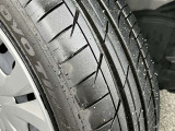 前のタイヤの状態です。