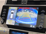 【パノラミックビューモニター】専用のカメラにより、上から見下ろしたような視点で360度クルマの周囲を確認することができます☆死角部分も確認しやすく、狭い場所での切り返しや駐車もスムーズに行えます。