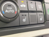 【シートヒーター】寒い日に重宝するシートヒーター!エアコンより早く温まってくれるので寒がりの人も安心ですね♪エアコンの温風は乾燥するから苦手、という方にもをおすすめです。
