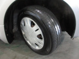 タイヤは ヨコハマ 2023年製がついています。他にも見たいところ、知りたいことなどございましたらお気軽にお問い合わせくださいませ。 専門スタッフが丁寧にお答えいたします。