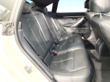 ●後部座席も気になるようなキズ・汚れやへたり等、大きなダメージはなく、良好な状態です。