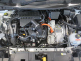 エンジンルーム内もとてもきれいな状態です☆