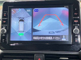 【アラウンドビューモニター】車を上から見下ろしているかのような映像で周囲の状況がひと目で確認、狭い駐車場に駐車するときも安心です♪