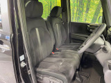 運転席シート廻りは使用感も少なく、良好な状態となっています。丁寧に使われていたことがよくわかりますね。