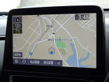 何処へでも行きたい場所へ、安心のトヨタ純正メモリーナビを装備しています。