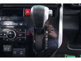 CVT(無段変速機)を採用しています!走行シーンにマッチした変速比で快適ドライブが出来ます♪