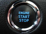 エンジンスタートはプッシュボタンを押すだけ!キーを取り出す必要ございません♪