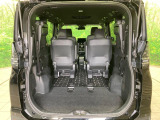 普段のお買い物や通勤、送迎等に十分な荷室スペースを確保しております。セカンドシートを倒すと、大きな荷物の積載も可能です♪