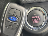 【アクセスキー&プッシュスタート】カバンやポケットに入れたままでもドアの施錠・解錠が可能なスマートキーを装備。エンジンのオン・オフ時もカギを取り出す必要が無く、ボタンをプッシュするだけでOK♪