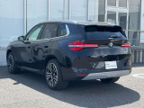 この度は弊社認定中古車をご覧いただき誠にありがとうございます。弊社はBMW 正規ディーラーですので遠方のお客様も安心してご購入下さい。ご不明な点がございましたらお気軽にお申し付けください。