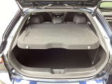 トランクトノカバーがついていますのでトランク内の荷物が外から見えないようになっています。