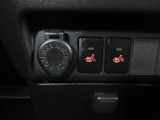 フロント席にはシートヒーター装備。