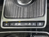 ◆JaguarDriveコントロール『標準・エコ・ダイナミック・ウィンターの各モードを選択可能。ステアリング、スロットルレスポンス、シフトポイントを最適化。アイドリングストップも♪』