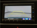 バックカメラ搭載です!車庫入れが苦手な人はもちろん、車両感覚に自信がある人にもお勧めです!見えない箇所が見えるようになるので、低い障害物や隠れてしまっている子供の存在等にも気付く事が出来ます。