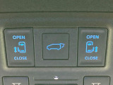 【パワーバックドア】スマートキーや運転席のボタンを押すだけでリアゲートが自動で開閉します!荷物を持っている時や、高い位置にあるバックドアを閉める際に便利な機能です♪