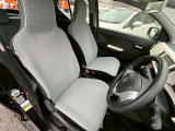 全シートに気になるキズ・汚れやへたり等もまく良好な状態です!