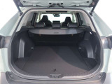 広々としたラゲージスペースを備えています。大きなものや長さのある荷物もしっかりと積み込めます。